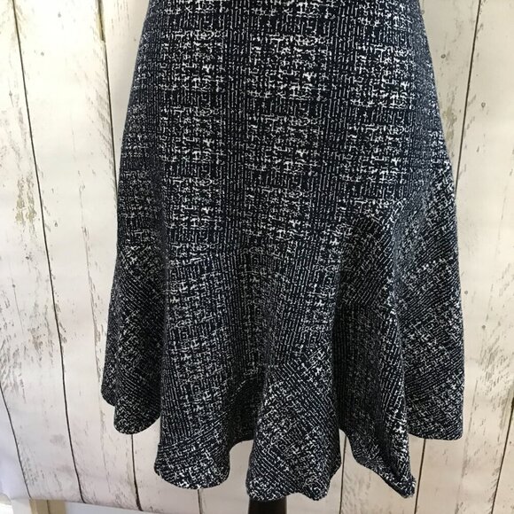 Maison Jules Knit dress, short sleeves, flared bottom. Navy and white Size Small - Picture 4 of 9